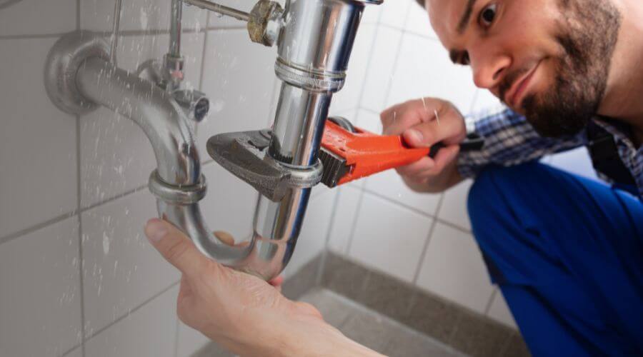 Leaking toilet repair in Lawai, HI